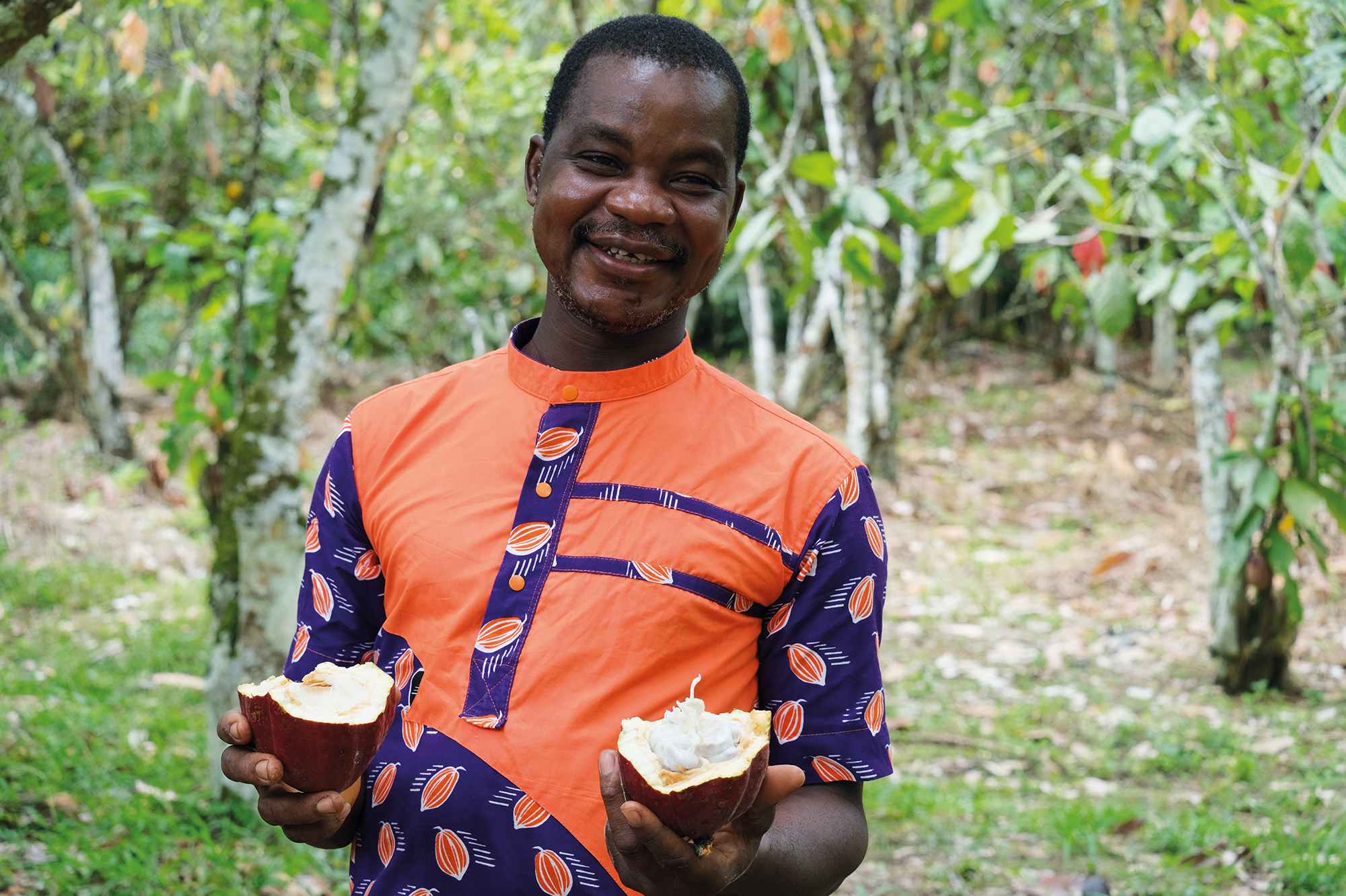 scopri l'importanza del cacao in costa d'avorio, un paese dove questa preziosa risorsa non solo sostiene l'economia locale, ma rappresenta anche una parte fondamentale della cultura e della tradizione. esplora come il cacao influisce sulla vita quotidiana e le opportunità per un futuro sostenibile.