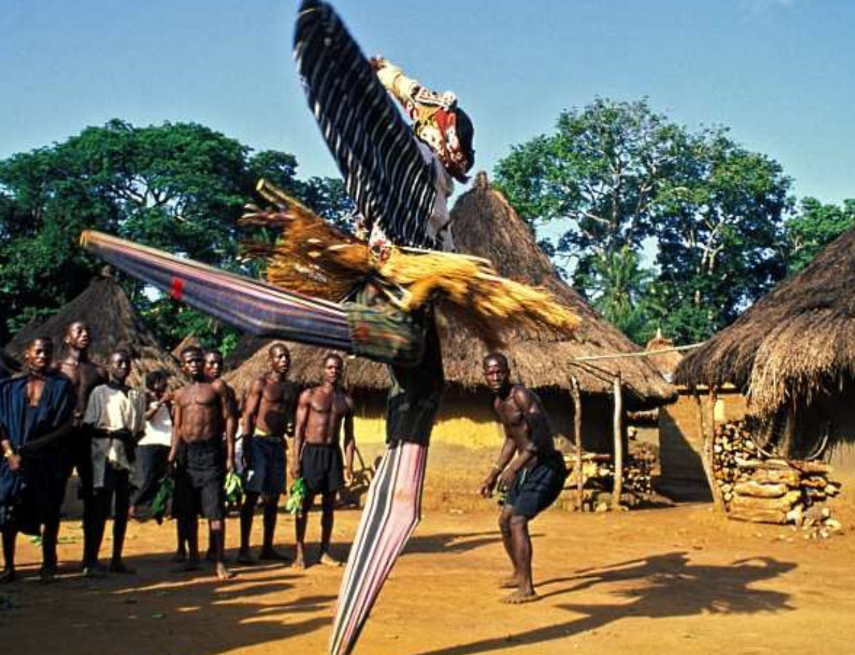 scopri le meravigliose feste tradizionali della costa d'avorio, un viaggio attraverso culture vibranti, danze coinvolgenti e sapori autentici. immergiti nelle celebrazioni uniche di questo affascinante paese africano.